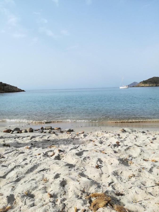Apartamento Prendas Antigas - Vacanze A Teulada Exterior foto
