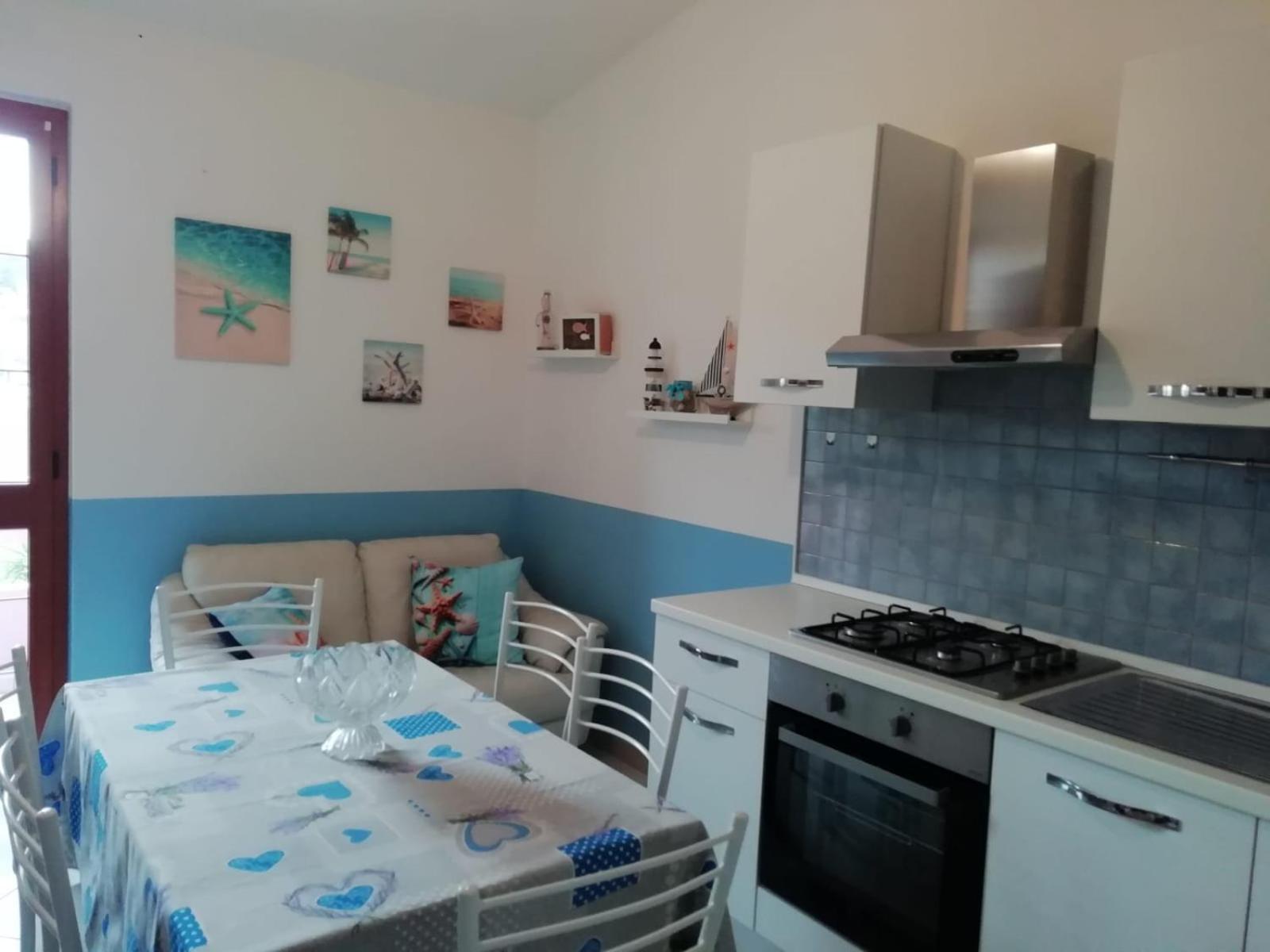 Apartamento Prendas Antigas - Vacanze A Teulada Exterior foto